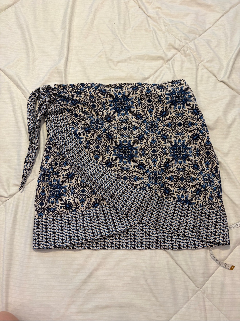Zara Blue and Cream Printed Mini Wrap Skirt - Women's Floral Pattern NWT SZ XL
